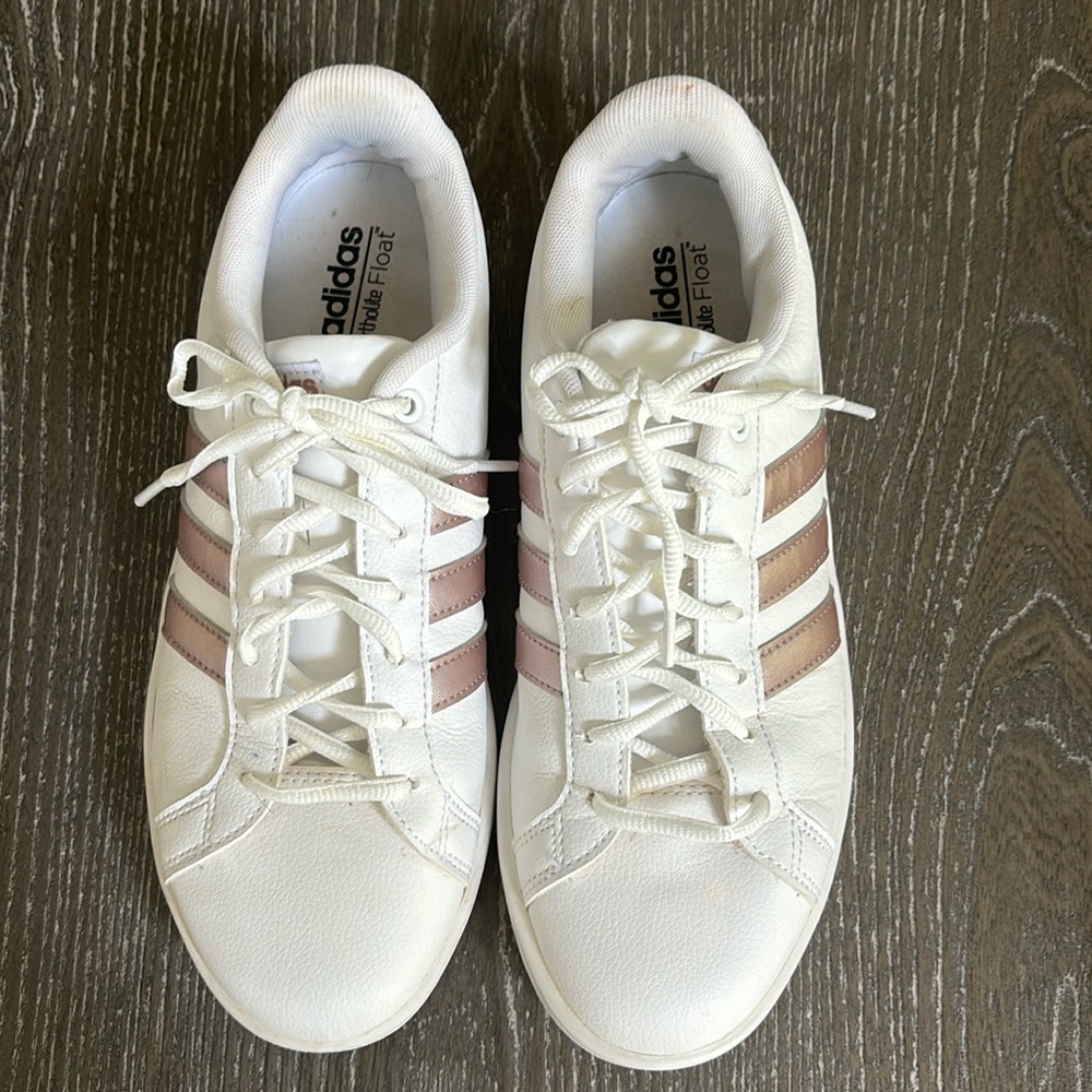 Adidas - Picture 3 of 13